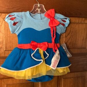 Costume, DISNEY adorable Baby princess outfit NWT.  Halloween, dress up 3-6mos.